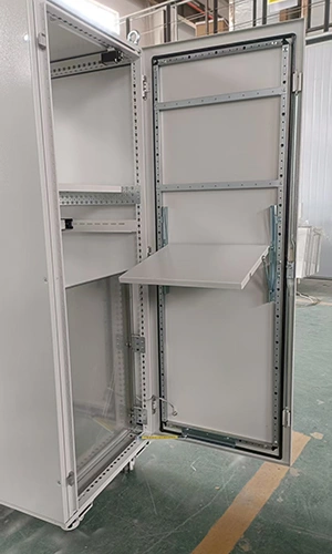 Armoire de Serveur Réseau